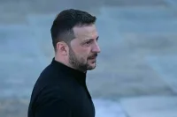 Зеленский прибыл в Британию на встречу Европейского политического сообщества