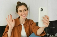 Десять тысяч подписчиков — и долой анонимность