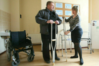 Инвалидам выдадут электронные сертификаты на средства реабилитации