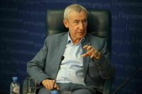 Сенатор Климов: Вашингтон «охотится» на пророссийских зарубежных политиков