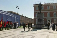 Путин открыл памятник адмиралу Ушакову в Петербурге и получил орден