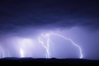 Молния ударила в троих посетителей подмосковного парка «Патриот»