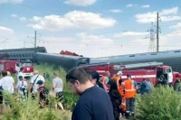 В Волгоградской области остановили движение поездов после схода вагонов