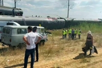 Минздрав: Пять человек госпитализировали после ДТП с поездом под Волгоградом