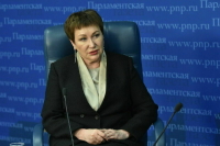 Сенатор Перминова: Индексация пенсий работающим пенсионерам поможет восполнить кадры