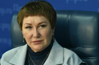 Сенатор Перминова анонсировала разработку стратегии по семейной политике