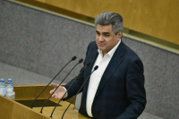 Депутат Нечаев предложил продавать «красивые» номера на автомобили