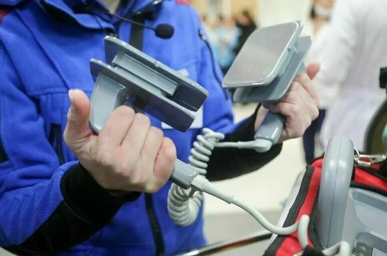 Дефибрилляторы узаконили, но вопросы остались