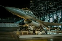 Economist: Киев уже получил 10 истребителей F-16