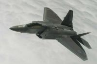 США направили на Ближний Восток эскадрилью истребителей пятого поколения F-22
