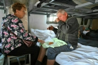 Покинувшим свои дома жителям Курской области помогают студенты-волонтеры