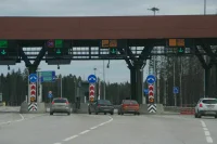 Москвичам напомнили о новых штрафах за неоплату платных дорог