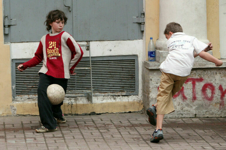 Программы Фонда поддержки детей хотят продлить на 2025-2028 годы