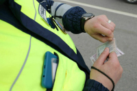 Жителей регионов, где введен режим КТО, освободили от пошлины при получении прав