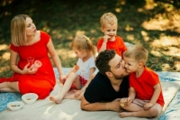 В Минтруде не поддержали инициативу о выходном для многодетных в День семьи