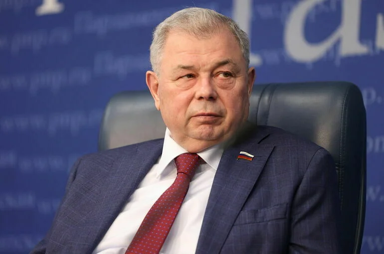 Чем больше товаров народного потребления — тем ниже инфляция