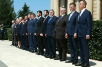 Путин на встрече с Алиевым отметил важность работы широким составом