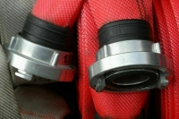 Площадь пожара в Пролетарске Ростовской области возросла до 10 тыс. кв. метров