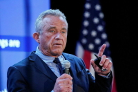 WP: Кеннеди-младший планирует поддержать Трампа на выборах в США