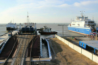 Судьба одного человека с парома в порту Кавказ остается неизвестной