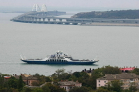 Керченская паромная переправа приостановила работу 