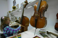 Детские школы искусств получили 53 тысячи новых музыкальных инструментов 