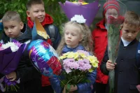 День знаний предложили сделать выходным для родителей школьников