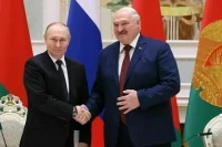 Путин наградил Лукашенко орденом Андрея Первозванного