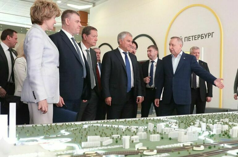 Володин обсудил развитие Петербурга с губернатором Бегловым