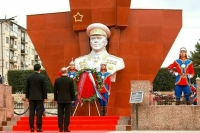 Президенты России и Монголии возложили венок к памятнику маршалу Жукову 