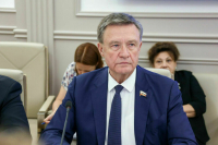 Сенатор Рябухин рассказал, что требуется для изменения валютно-финансовой системы