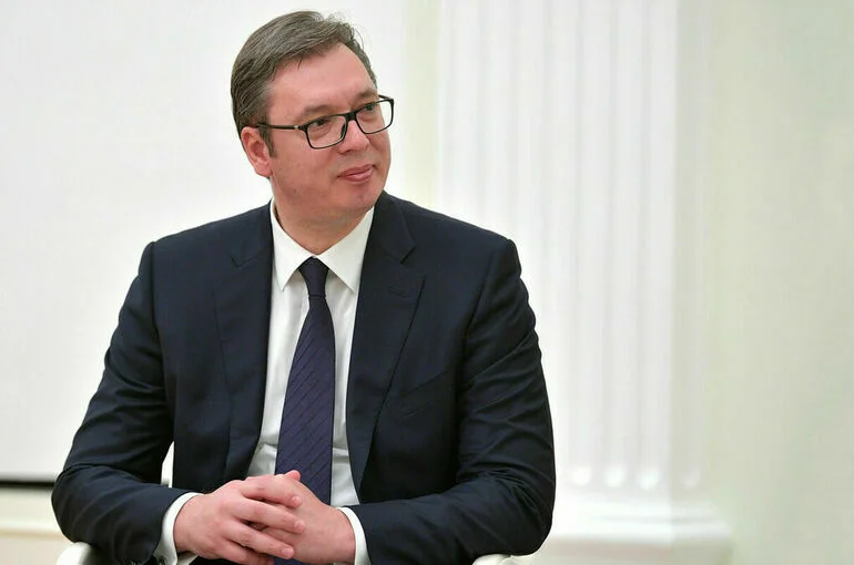 Вучич рассказал, когда примет решение о поездке на саммит БРИКС