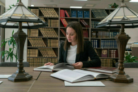 Писатель Прилепин считает, что в школах и вузах следует изучать стихи об СВО