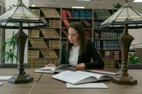 Писатель Прилепин считает, что в школах и вузах следует изучать стихи об СВО