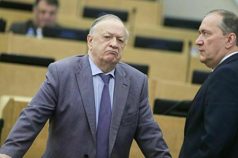 Депутат Заварзин: РФ должна быть сильной и рассчитывать на себя