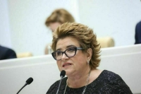 Сенатор Глебова сообщила о кратном росте сумм пожертвований социальным НКО