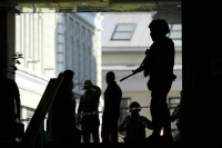 У входа в офис Wildberries в Москве произошла стрельба