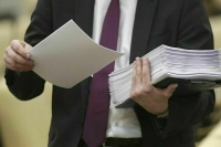 Срочный или бессрочный договор: найдите три отличия