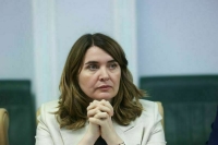 Сенатор Лазуткина отметила роль информации в работе с орфанными заболеваниями 