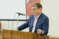 Депутат Исаев предложил отрегулировать цены в аптеках