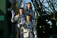 Экипаж МКС вернулся на Землю после 374 дней на орбите