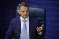 Депутат Нилов считает, что беспилотные грузовики не оставят водителей без работы