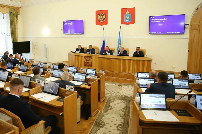 В Астраханской области дети погибших участников СВО получат выплаты на питание