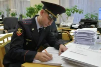 Прибавку к зарплате получат больше полицейских