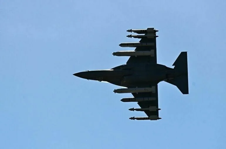 Тренировочный Як-130 упал между Волгоградской областью и Калмыкией