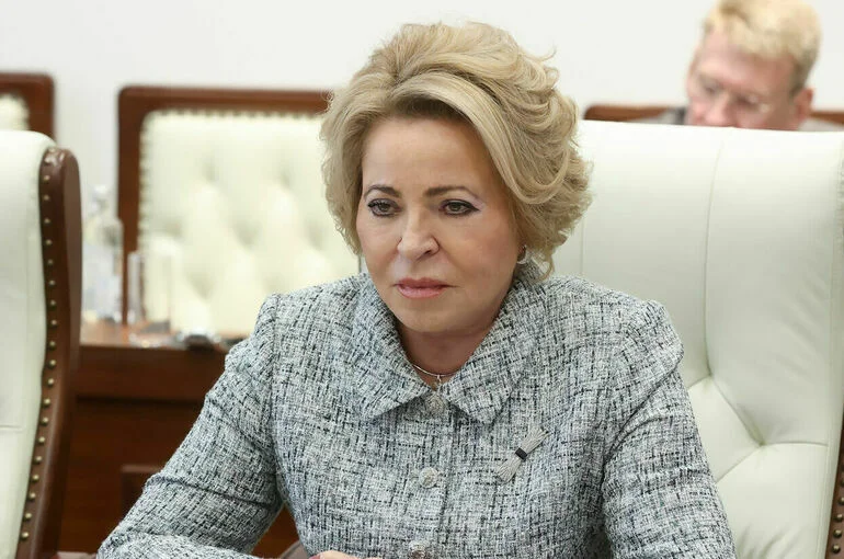 Учиться по-российски: конкурс в русских школах Таджикистана составляет более тридцати человек на место