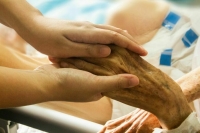 Облегчить боль: 12 октября — Всемирный день хосписной и паллиативной помощи