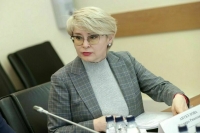 Депутат Аиткулова назвала проекты о борьбе с чайлдфри информационным щитом