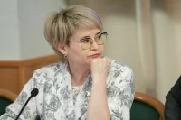 Депутат Аиткулова призвала пресекать критику семей с детьми