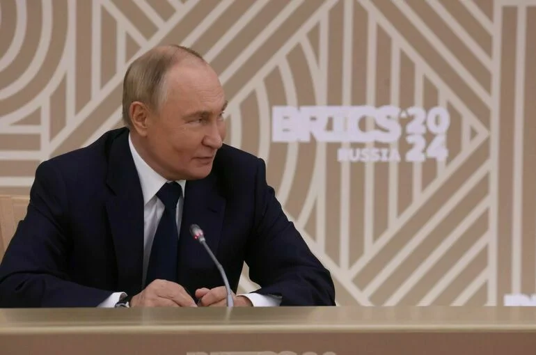 Путин заявил, что может легко обойти решение МУС